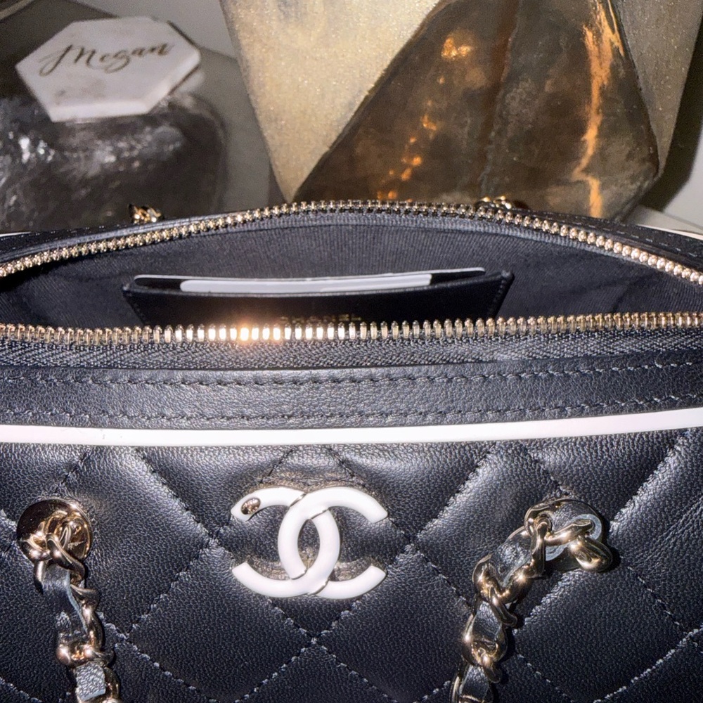 CHANEL Black Quilted Shoulder Bag with White Trim and Silver Hardware - Picture 2 of 7